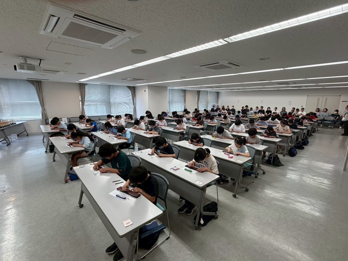 adb7b56a-7a6a-4420-8503-13f12bd298c3.jpg
